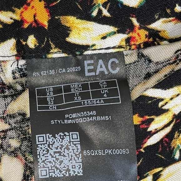 Guess Women's Romily  Asymmetrical Floral Skirt Size XS - Picture 8 of 8